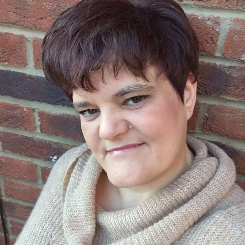 Portrait of Sarah Bennett