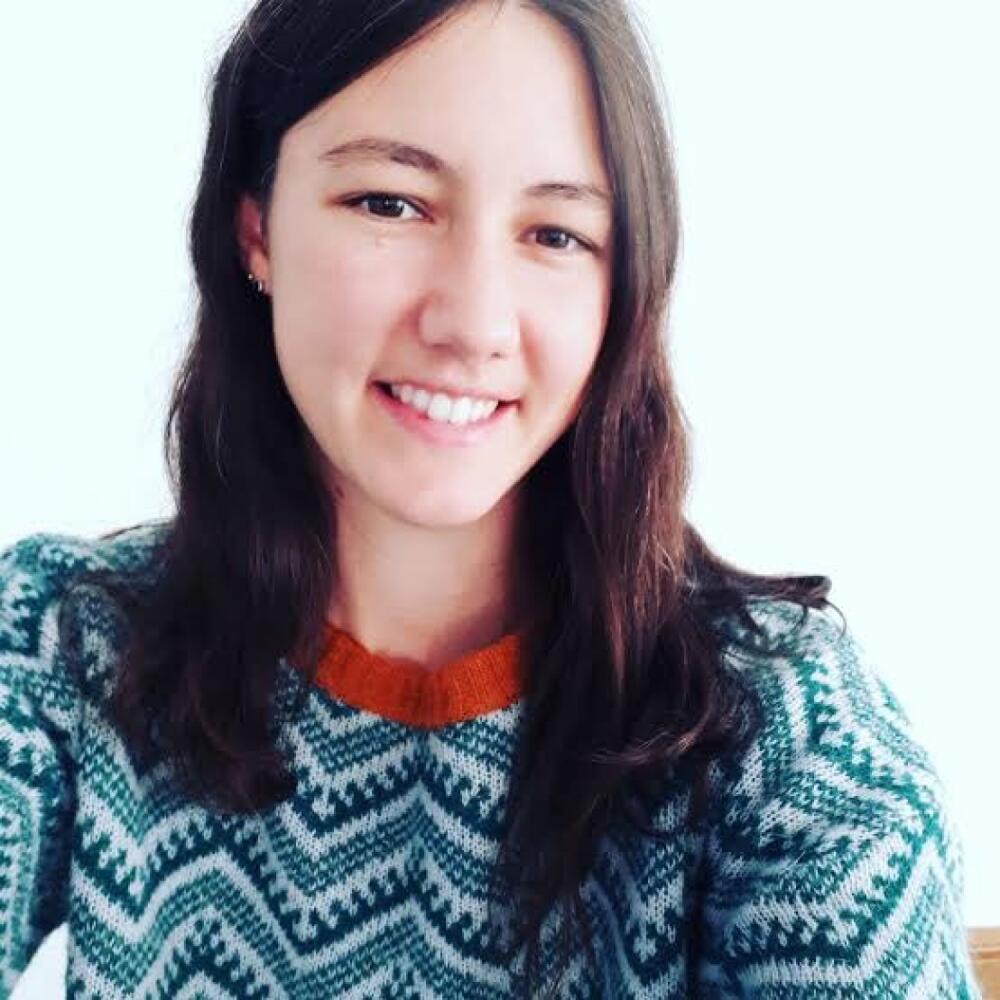 Portrait Leonie Mack